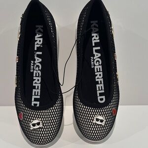 NWT Karl Lagerfeld Mesh Ornamental Black & White Flats.